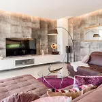 Aria Porec