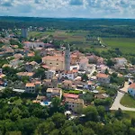 Aria Porec