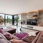 Aria